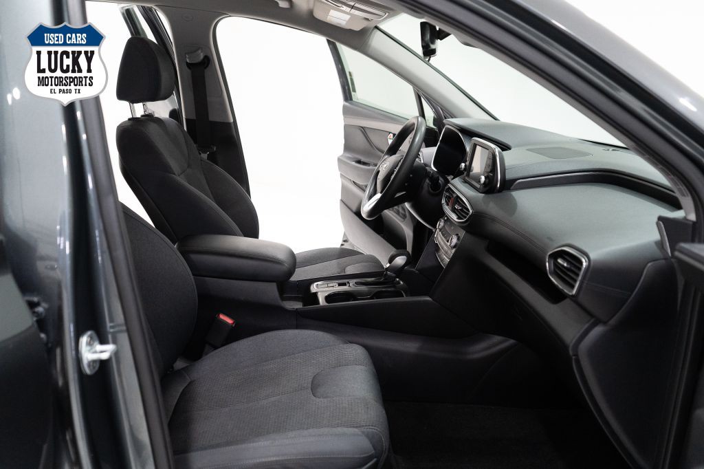 2019 Hyundai Santa Fe Image 10