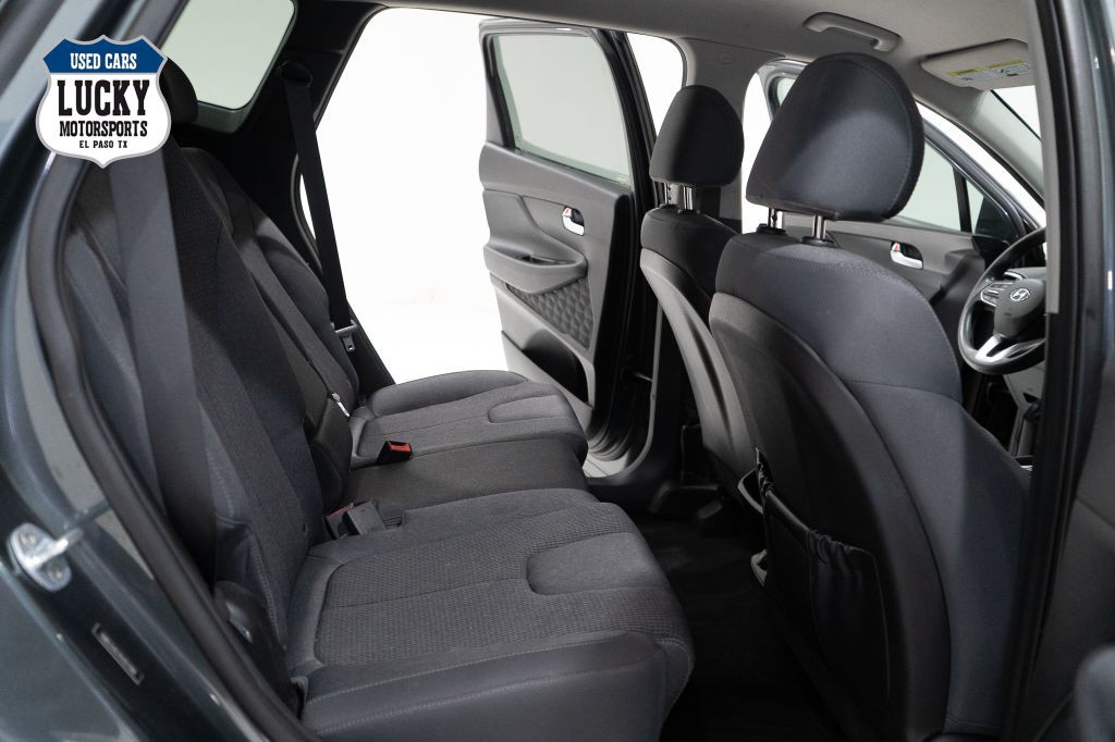 2019 Hyundai Santa Fe Image 12