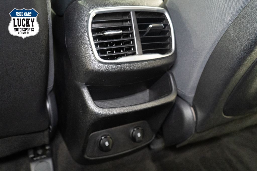 2019 Hyundai Santa Fe Image 14