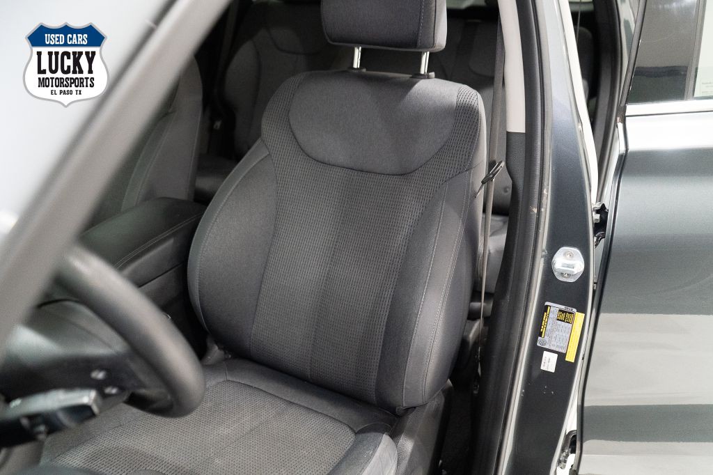 2019 Hyundai Santa Fe Image 28