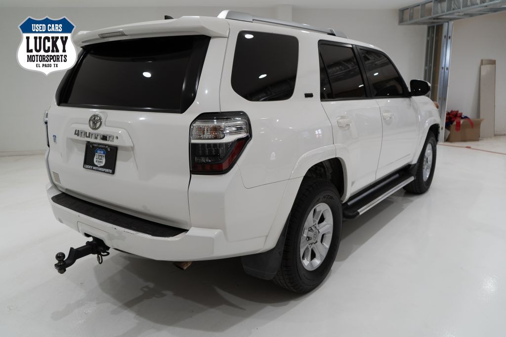2018 Toyota 4Runner Image 8
