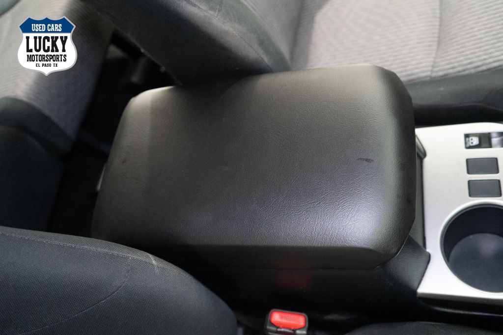 2018 Toyota 4Runner Image 16