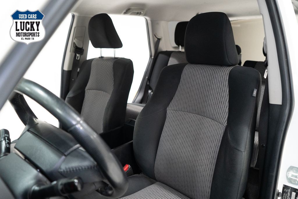 2018 Toyota 4Runner Image 32