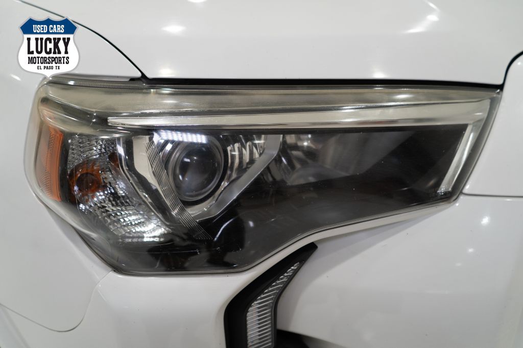 2018 Toyota 4Runner Image 43