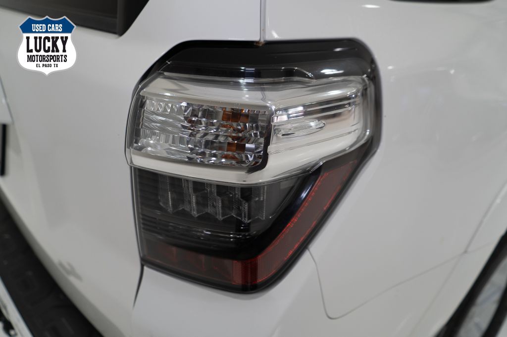 2018 Toyota 4Runner Image 48