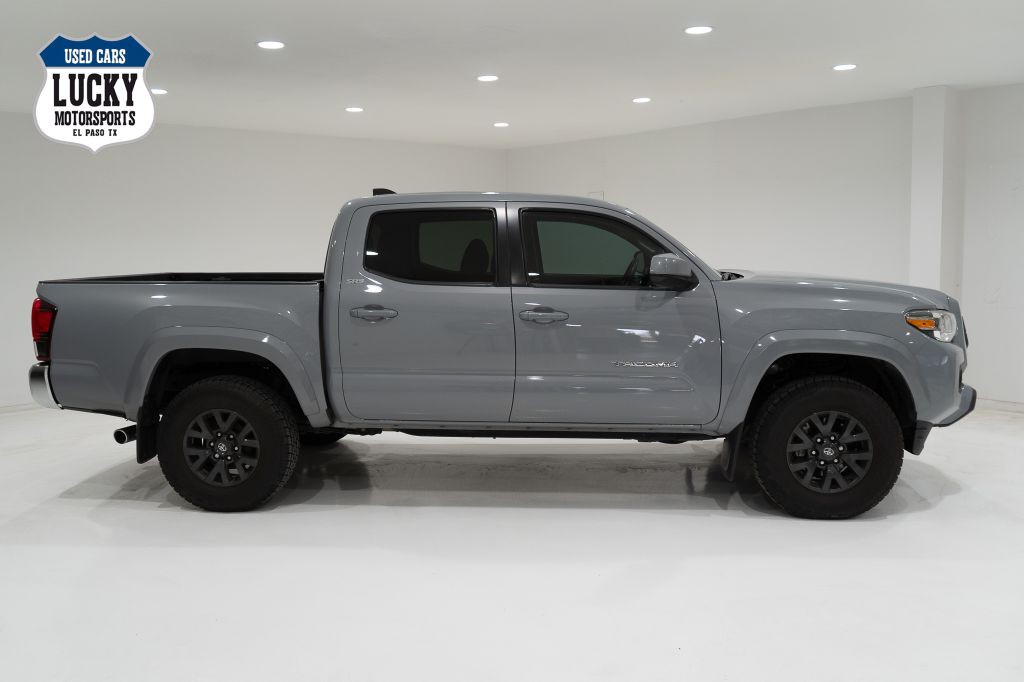 2021 Toyota Tacoma Image 1