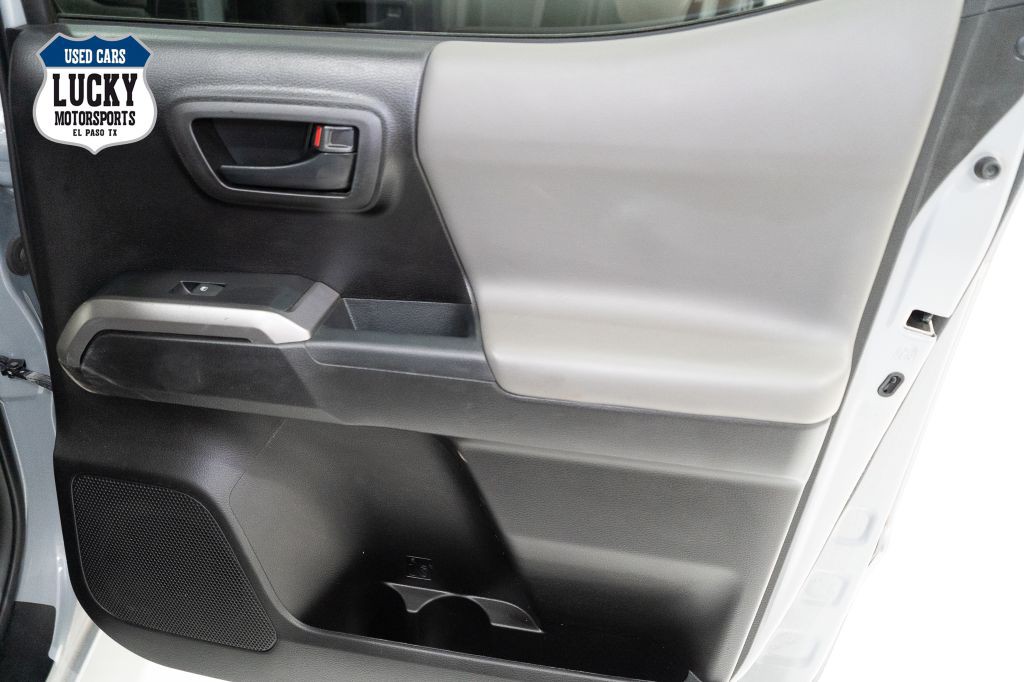 2021 Toyota Tacoma Image 19