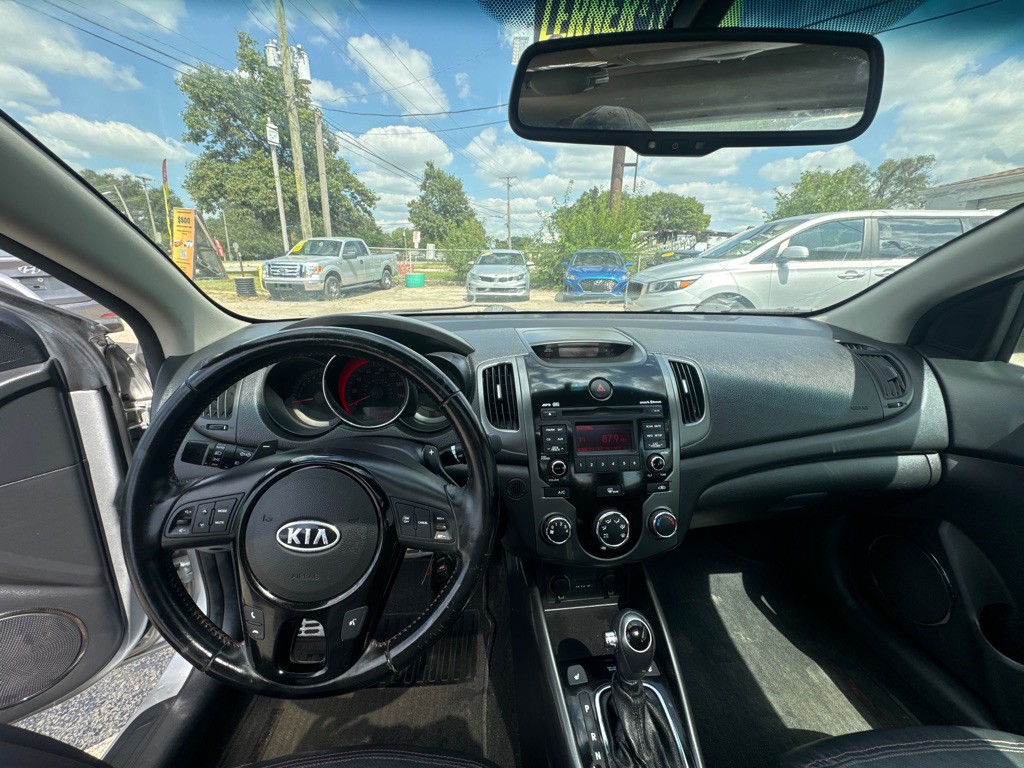 2013 Kia Forte Koup Image 9