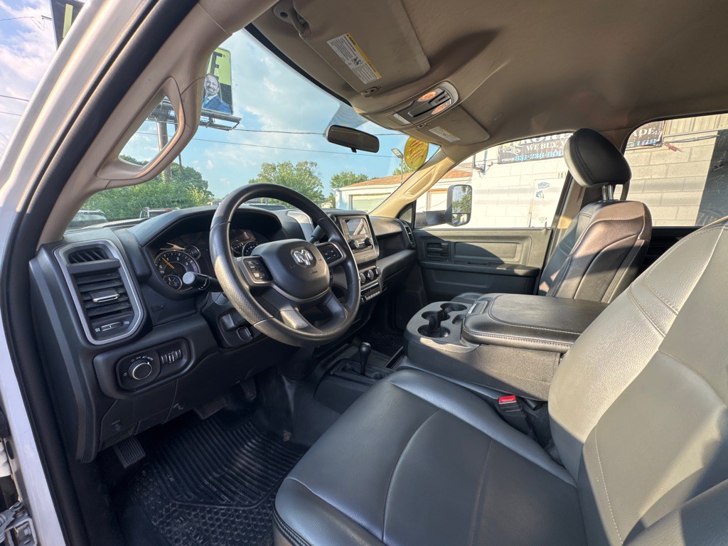2020 RAM 5500 Image 9