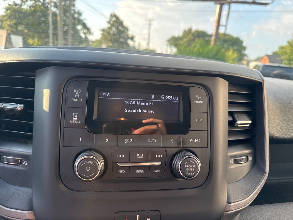 2020 RAM 5500 Image 12