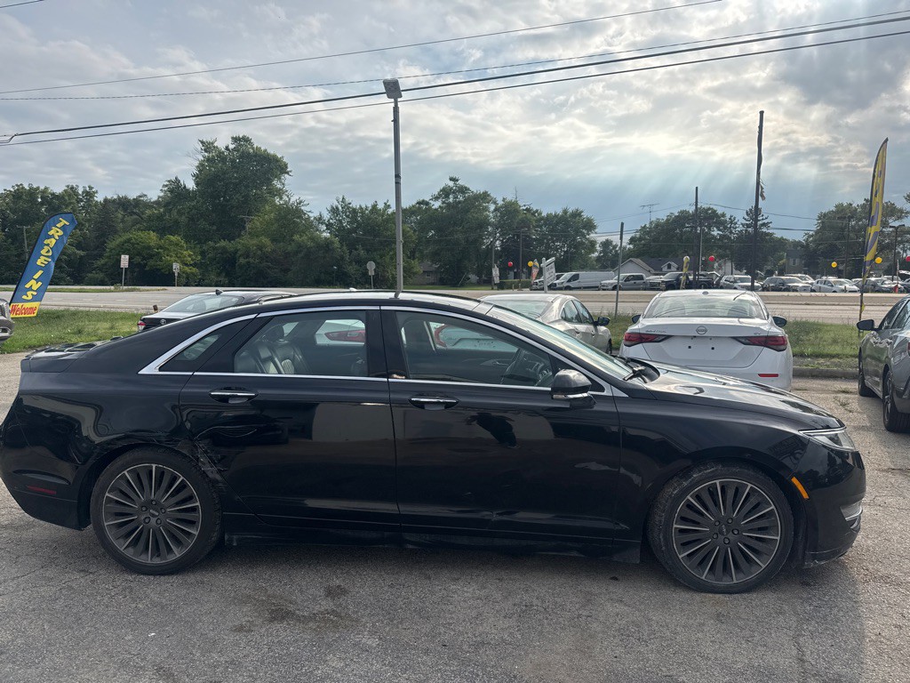 2016 Lincoln MKZ Image 3