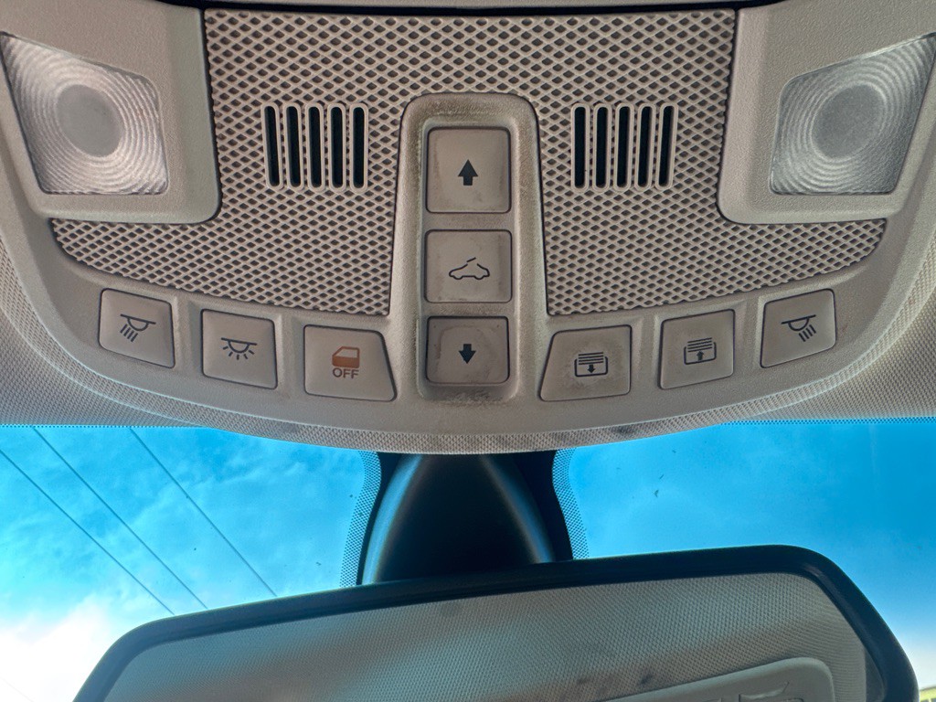 2016 Lincoln MKZ Image 15