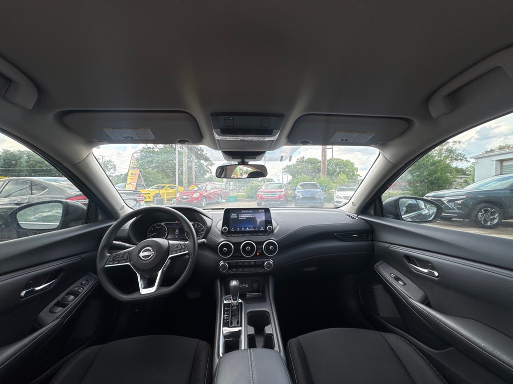2025 Nissan Sentra Image 9