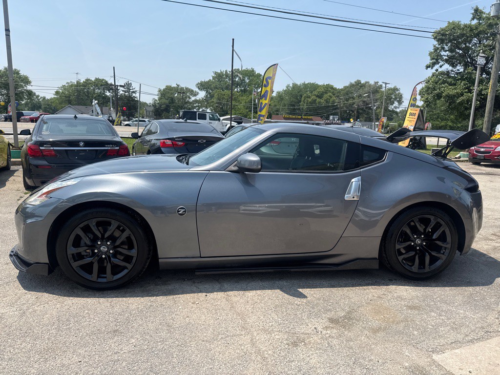 2017 Nissan 370Z Image 3
