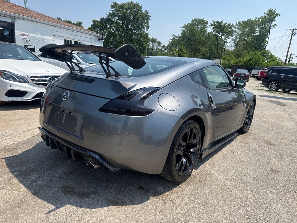 2017 Nissan 370Z Image 5