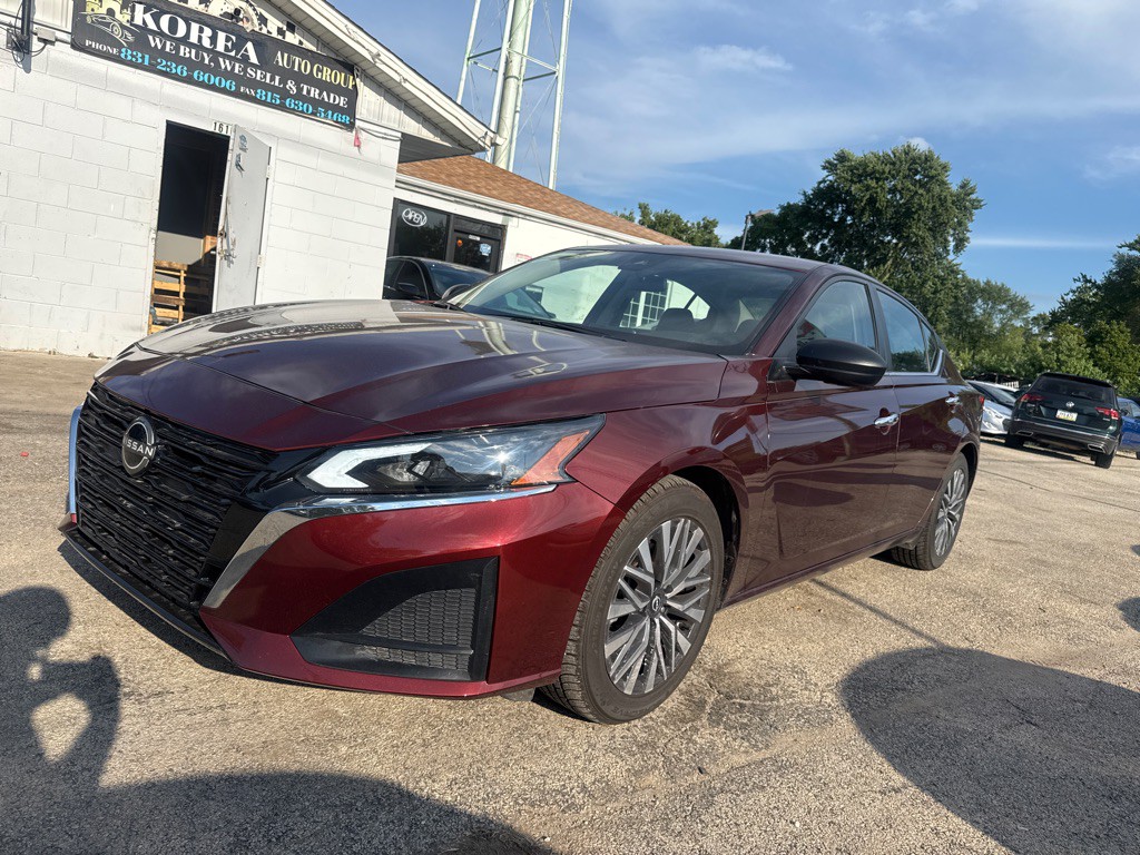 2024 Nissan Altima Image 1