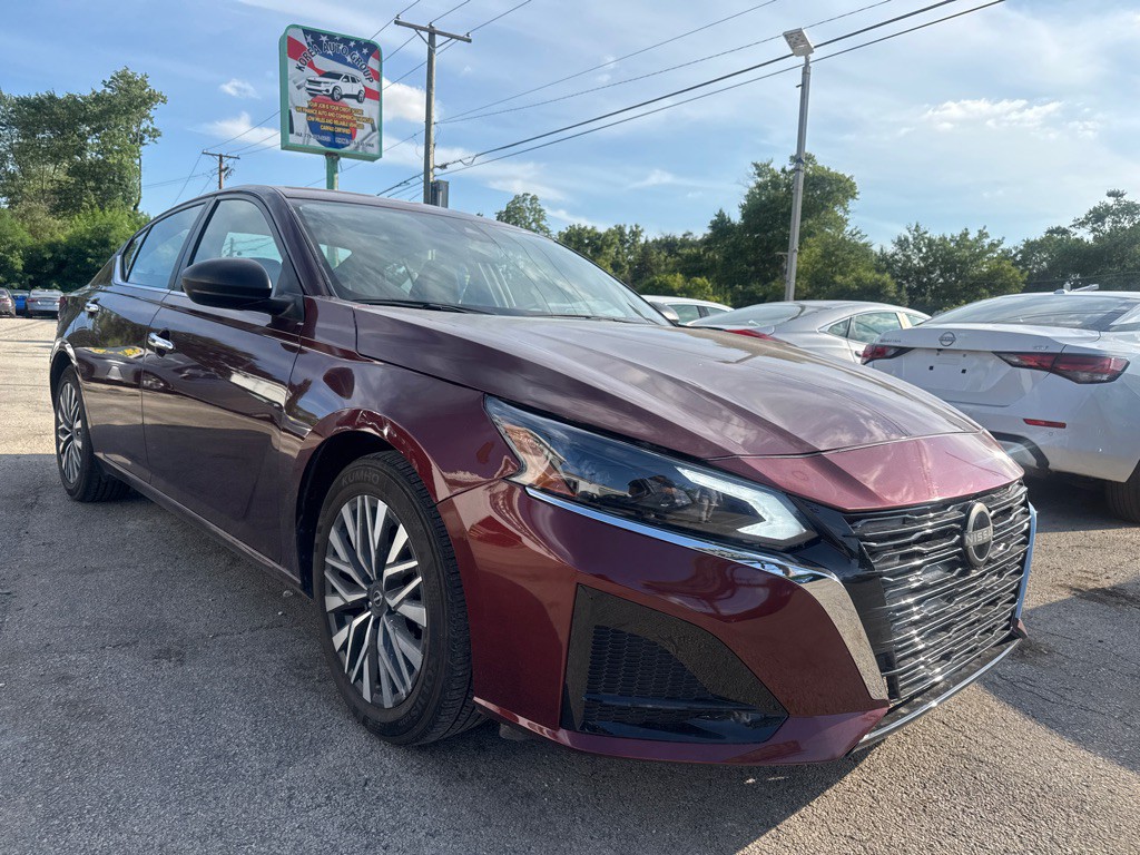 2024 Nissan Altima Image 2