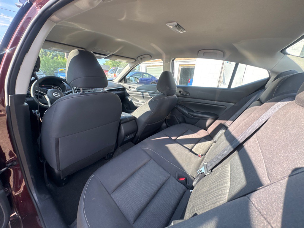 2024 Nissan Altima Image 7