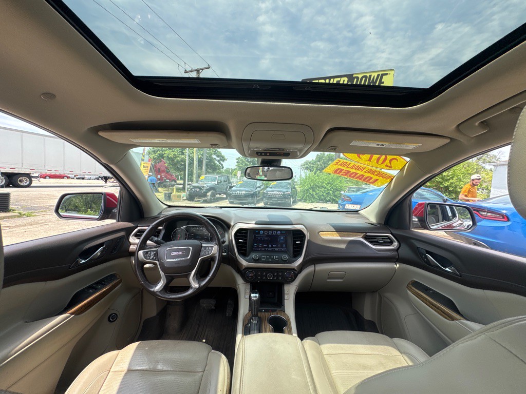 2019 GMC Acadia Image 11