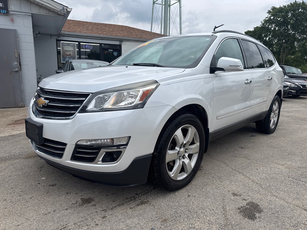 2017 Chevrolet Traverse Image 1
