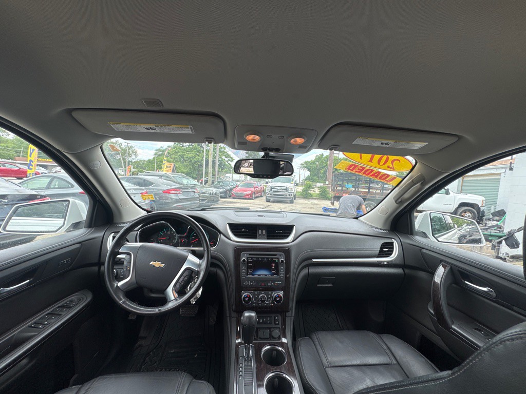 2017 Chevrolet Traverse Image 11