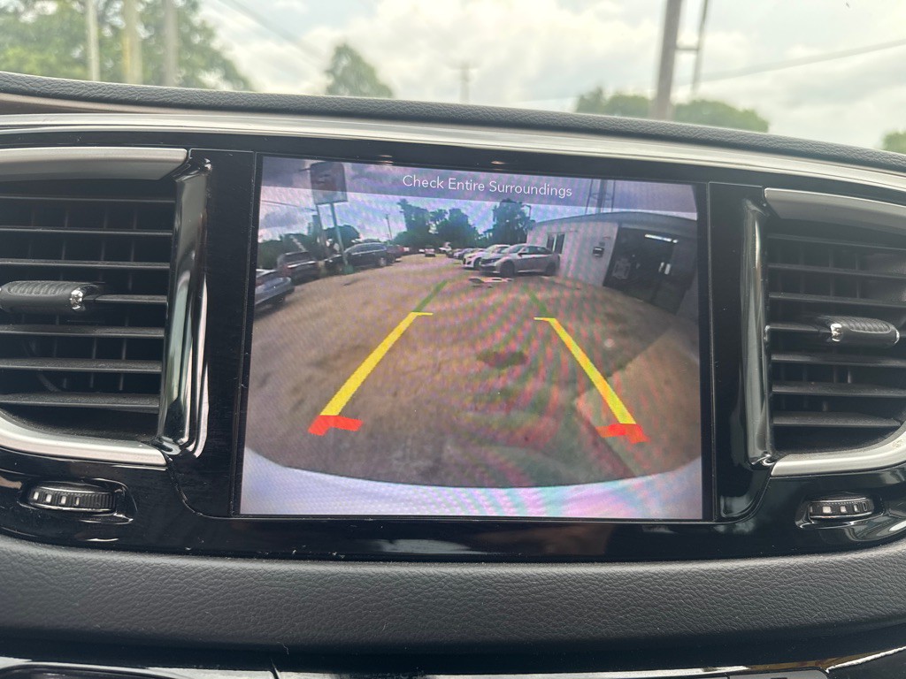 2019 Chrysler Pacifica Image 14
