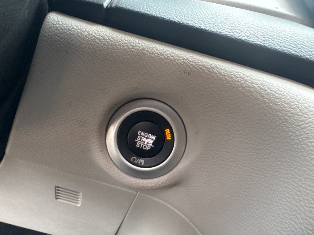 2019 Chrysler Pacifica Image 17
