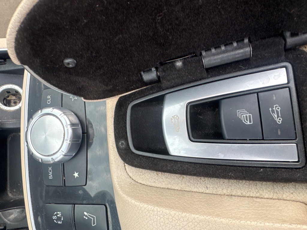 2014 Mercedes-Benz E-Class Image 17