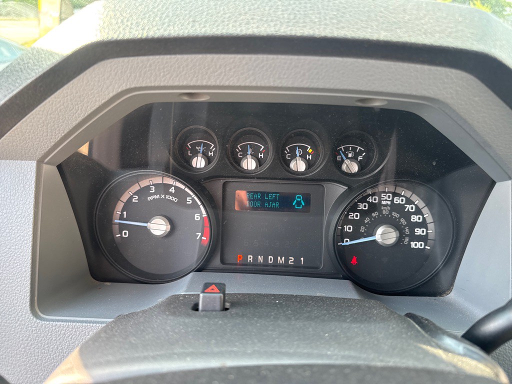 2015 Ford F-250 Image 10