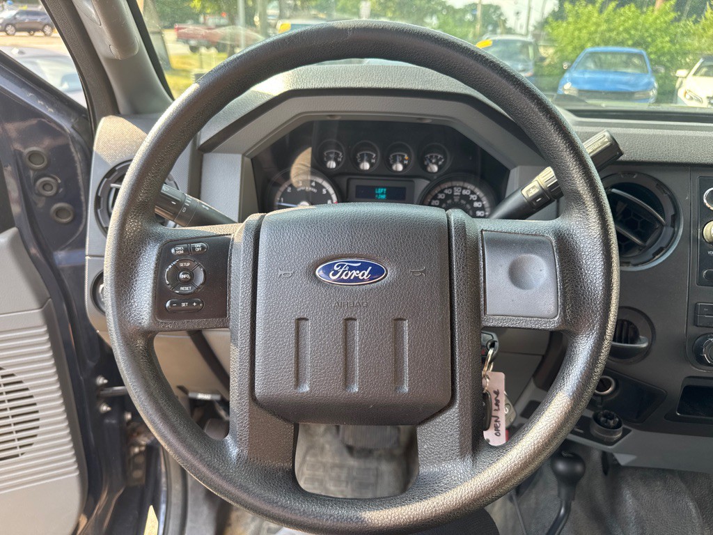 2015 Ford F-250 Image 11