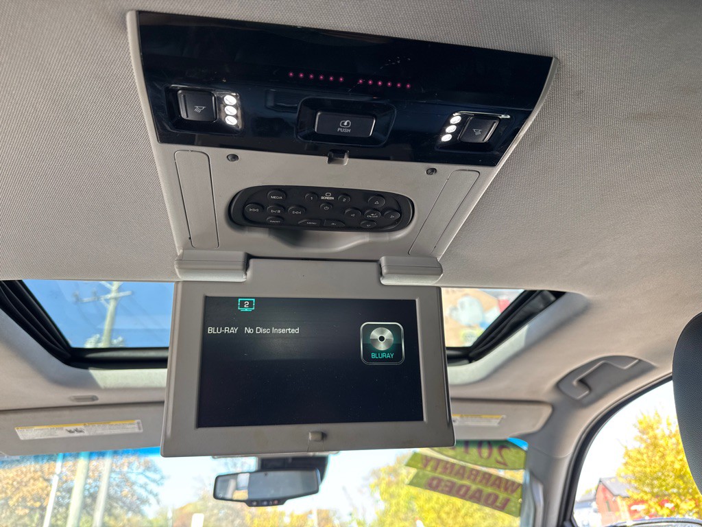 2016 Chevrolet Tahoe Image 9