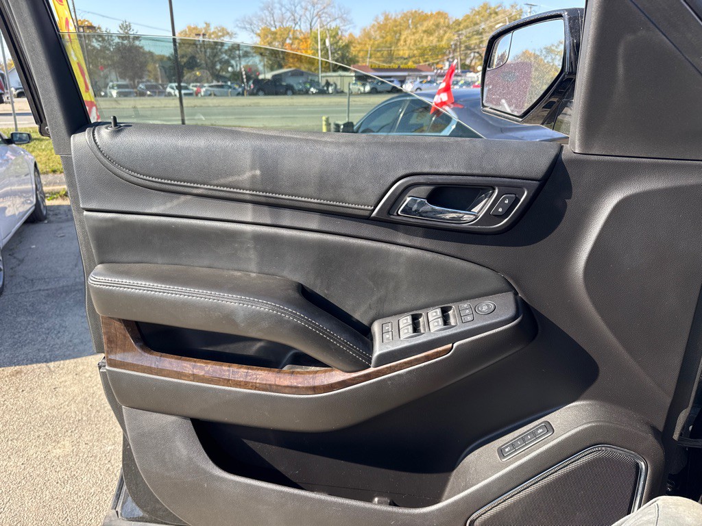 2016 Chevrolet Tahoe Image 19