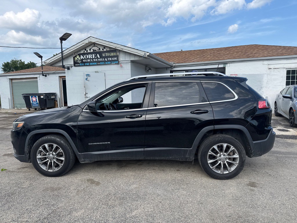 2019 Jeep Cherokee Image 3