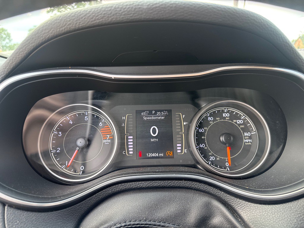 2019 Jeep Cherokee Image 9