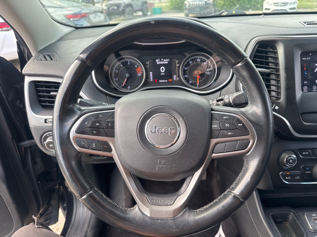 2019 Jeep Cherokee Image 10