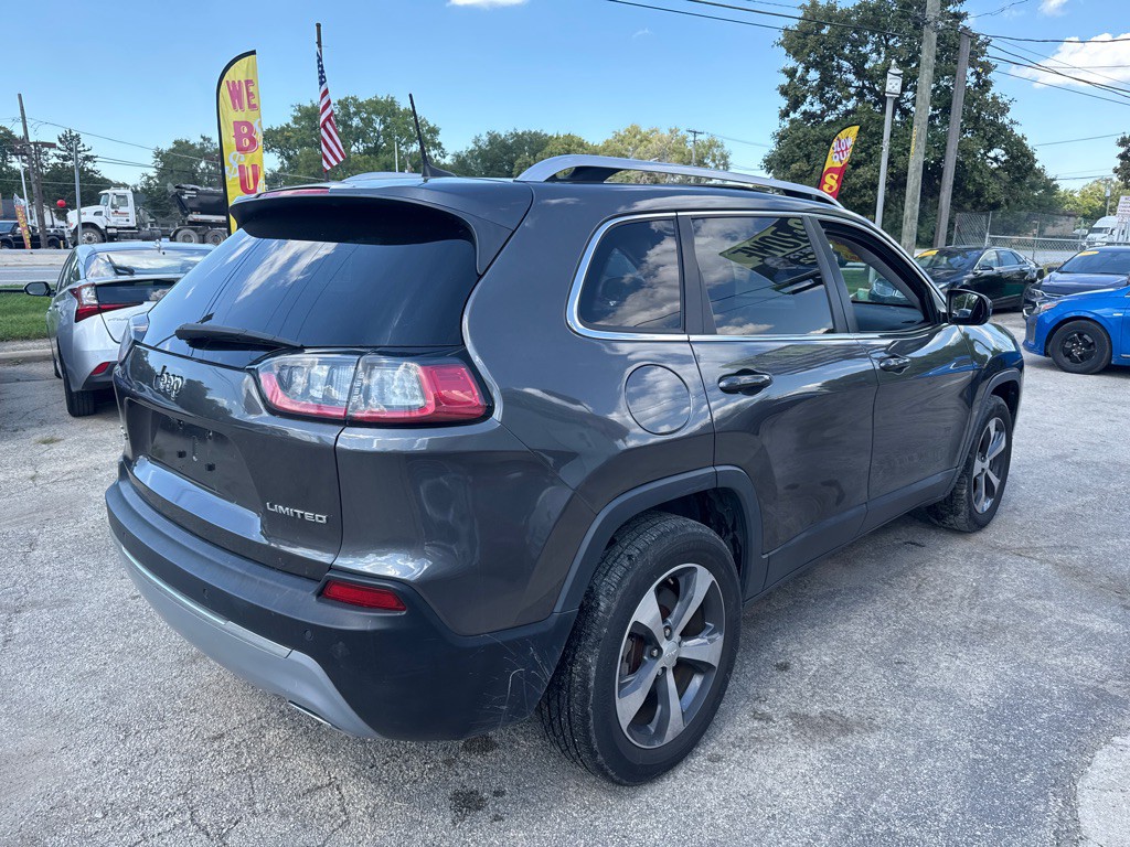 2019 Jeep Cherokee Image 4
