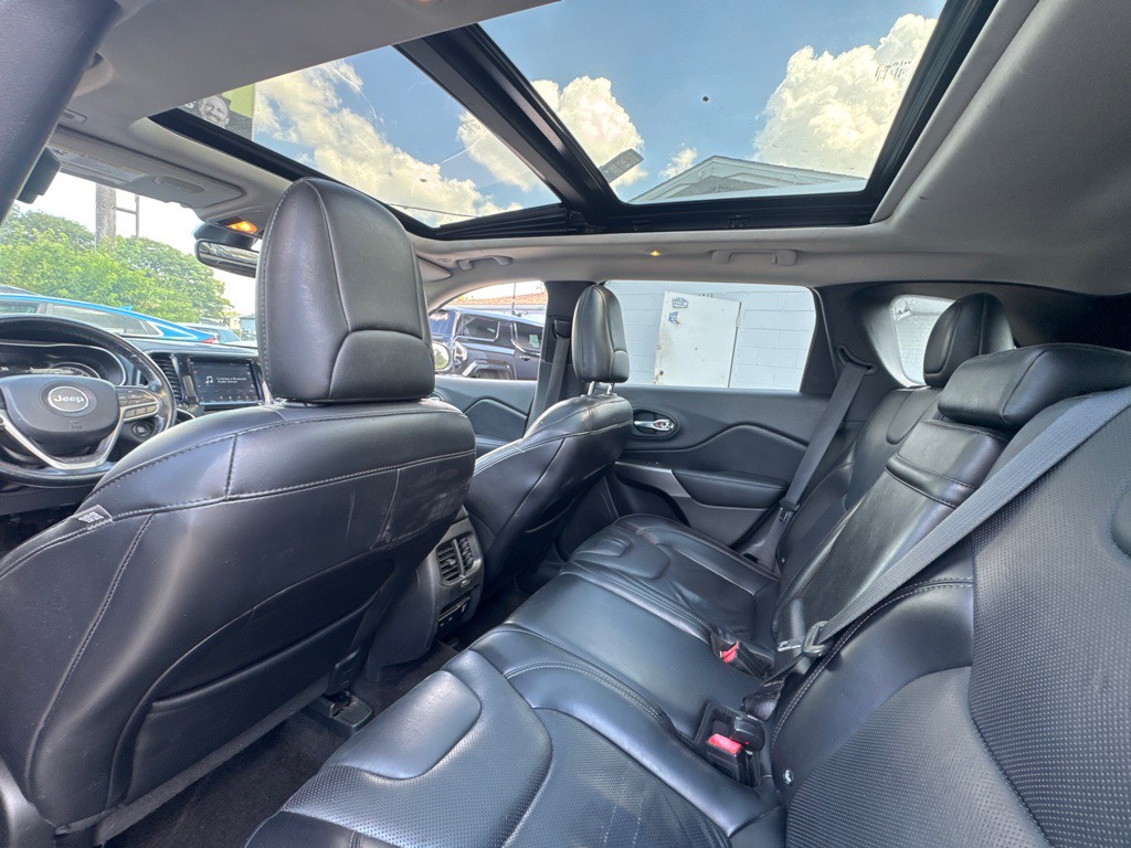 2019 Jeep Cherokee Image 7