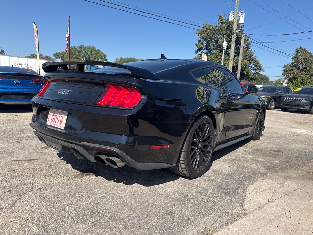 2021 Ford Mustang Image 4