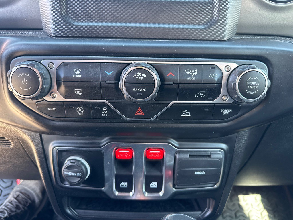 2022 Jeep Wrangler Image 13
