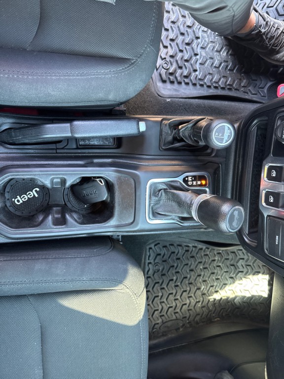2022 Jeep Wrangler Image 14