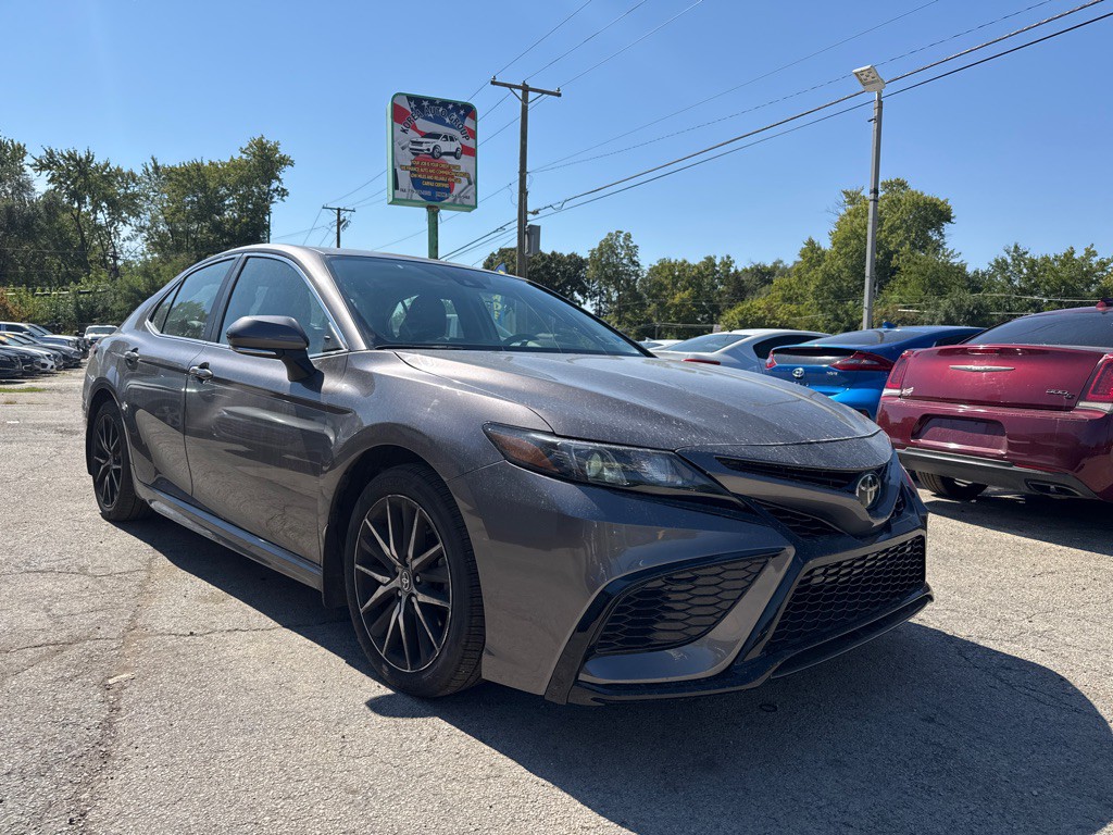 2024 Toyota Camry Image 2