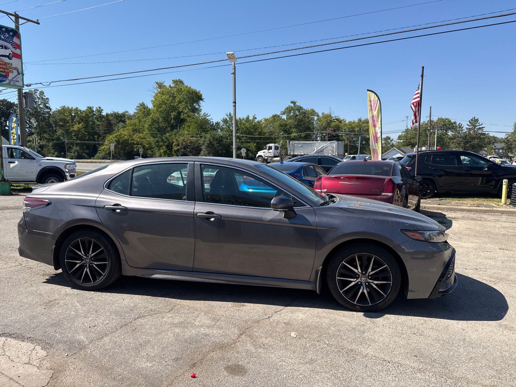 2024 Toyota Camry Image 3