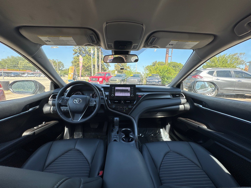 2024 Toyota Camry Image 9