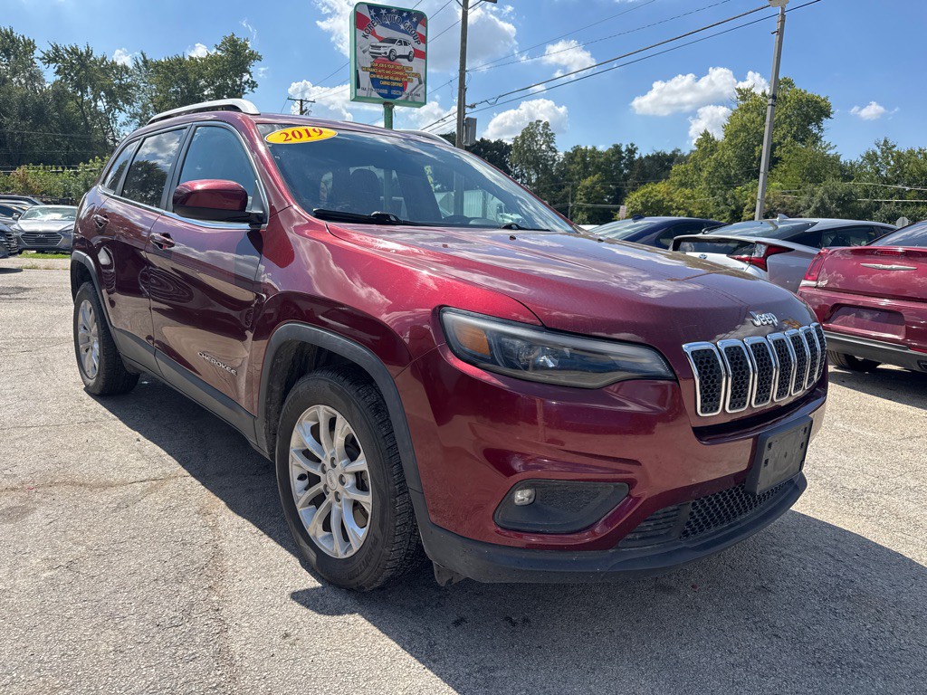 2019 Jeep Cherokee Image 2
