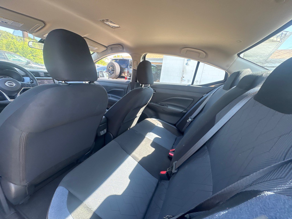 2025 Nissan Versa Image 7