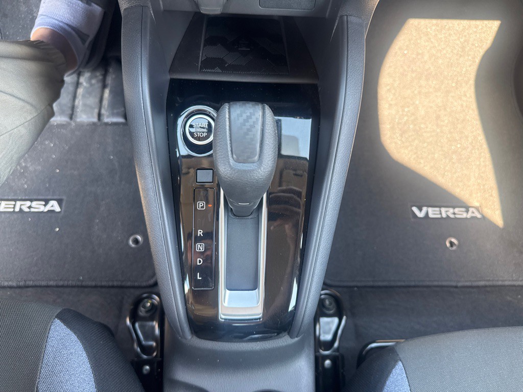 2025 Nissan Versa Image 13
