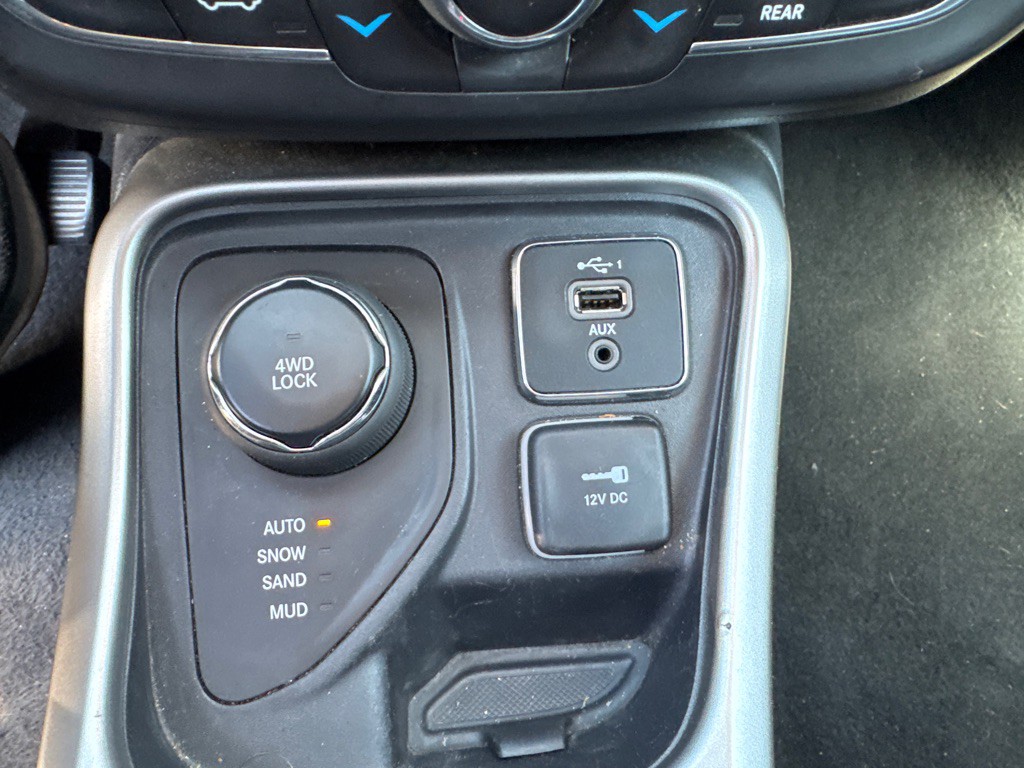 2019 Jeep Compass Image 15