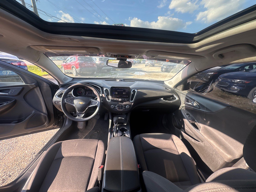 2021 Chevrolet Malibu Image 9