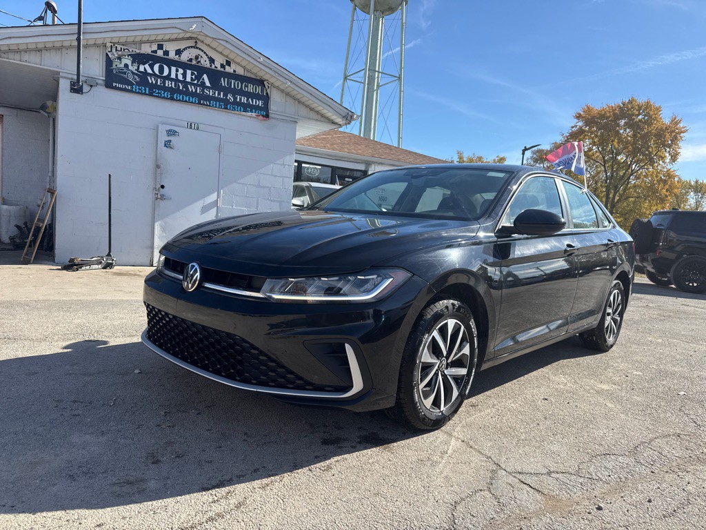 2025 Volkswagen Jetta Image 1