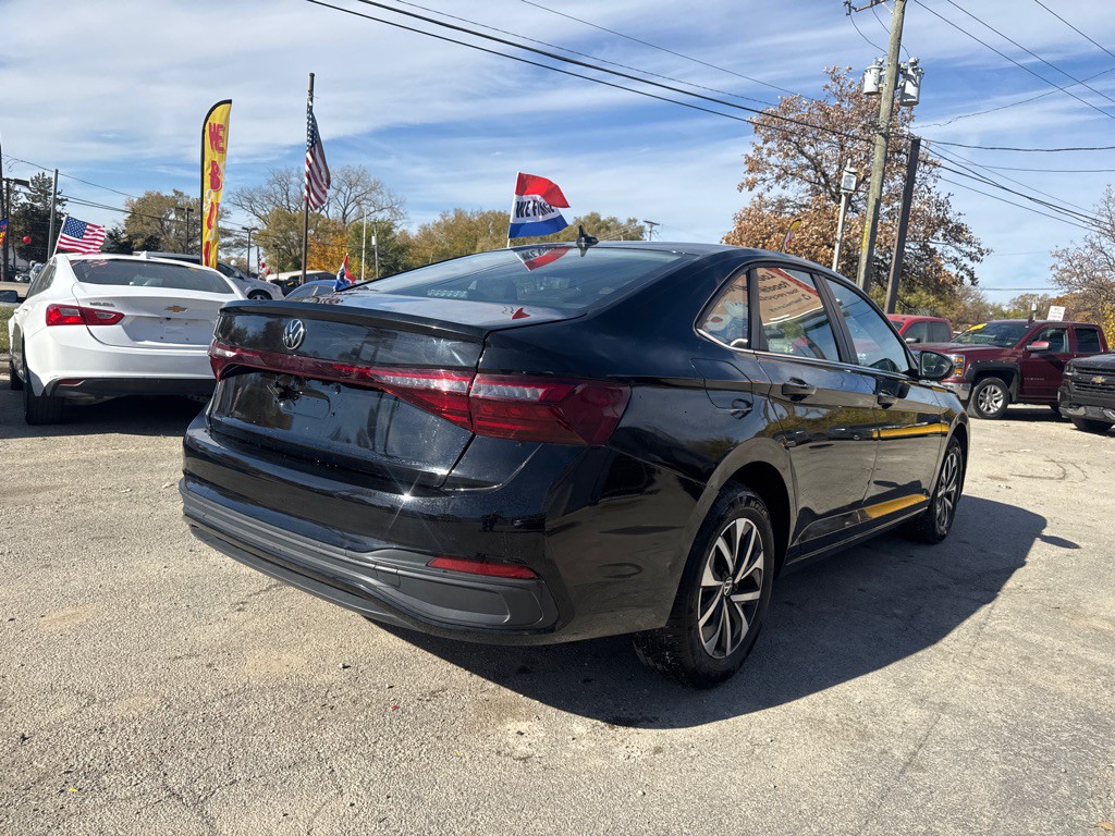 2025 Volkswagen Jetta Image 4